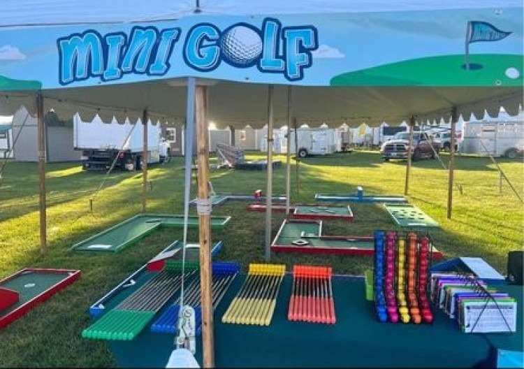 Unlit Mini Golf - 9 Hole Unlit Mini Golf - 9 Hole